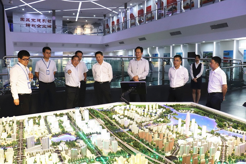 深城投集團與中建七局簽訂合作框架協議 深城投集團與中建七局簽訂合作框架協議